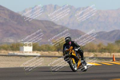 media/Nov-06-2022-SoCal Trackdays (Sun) [[208d2ccc26]]/Turn 14 (930am)/